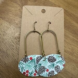 5/ $10 Festive‎ Pinecone and Berry Earrings